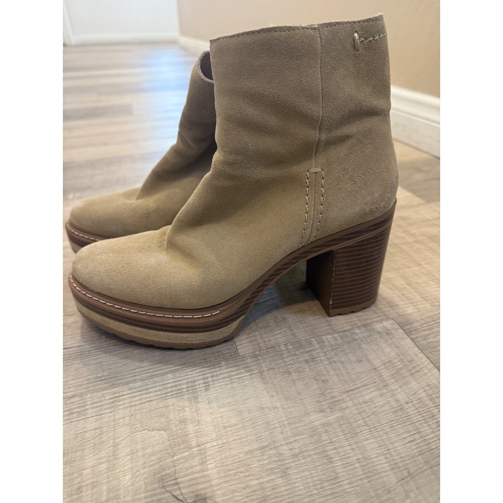 Steve Madden Shaniya Suede Platform Ankle Boots‎ - Sand - Size 8